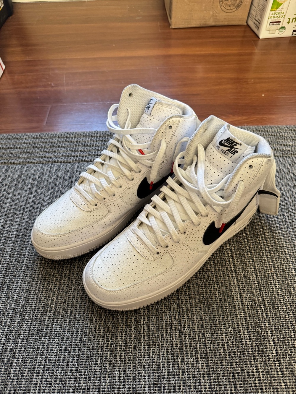 Nike Air Force 1 High GS Black White Men Size 11.5 653998-102